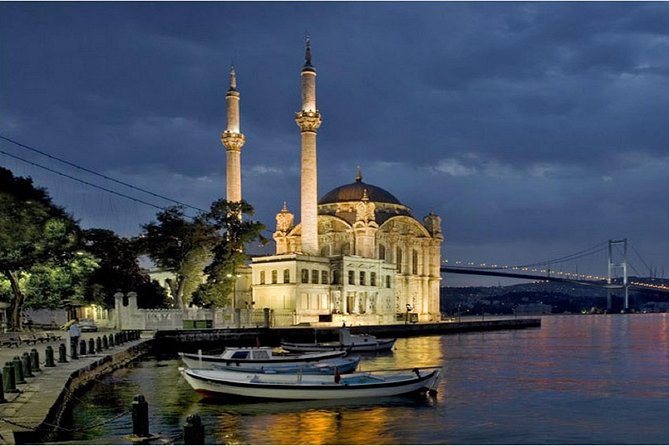 1 or 2 Day Private Istanbul Guided Tour - Dolmabahçe Palace trades courtyards for European-style splendor
