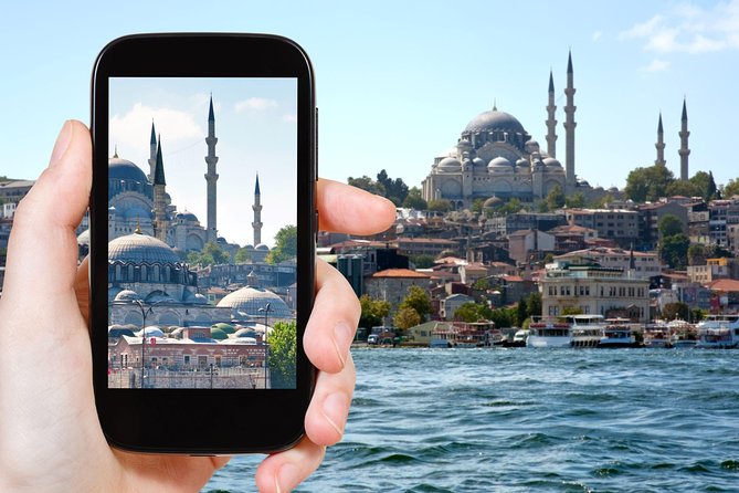 2 Continents Tour incl. Beylerbeyi Palace [full-day] - Group size and the rhythm of the day