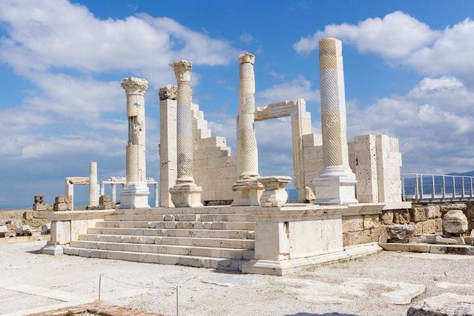 2 Days Ephesus and Pamukkale tour from istanbul - Day two: Pamukkale’s white thermal terraces