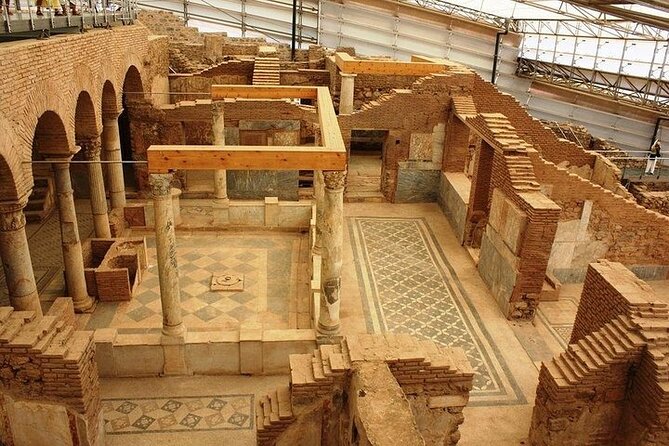 2 Days Ephesus and Pamukkale Tours from Istanbul - Lunches and guides keep the package simple
