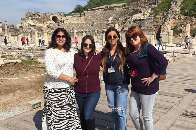 2 Days-Ephesus&Pamukkale Tour from-to Istanbul - Day 1: Izmir, the Virgin Mary, and Ephesus
