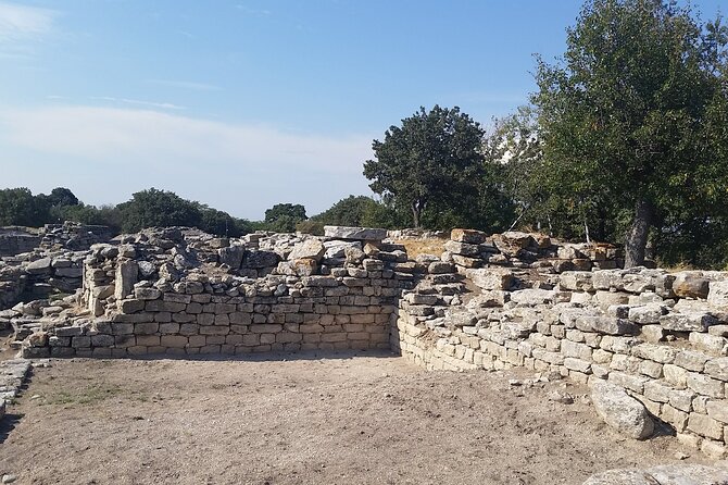 2-Days Gallipoli Troy Pergamon Acropolis Tour From Istanbul to Kusadasi - Why this route works from Istanbul to Kusadasi