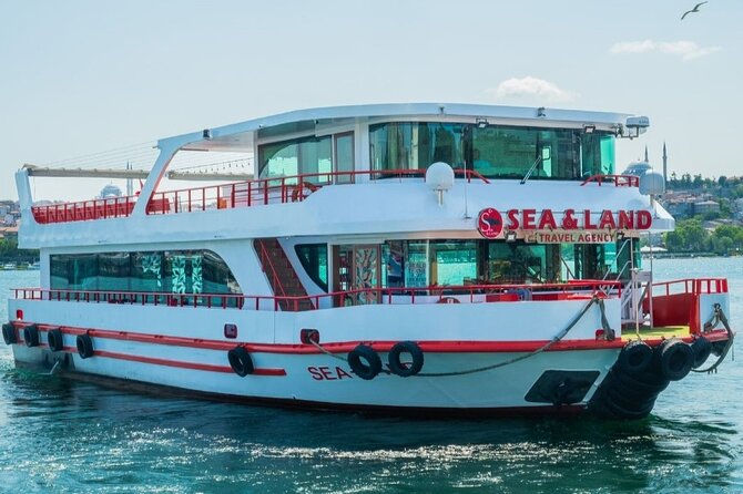 2 Hours Bosphorus Cruise Boat Tour in Istanbul - Boarding at Eminönü