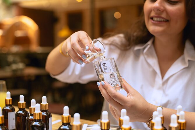 2 Hours Perfume Making Workshop in Istanbul - Meeting near Hafiz Mustafa and crossing to the Asian side