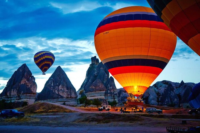 4 Day Turkey Tour: Cappadocia, Ephesus, Pamukkale by Plane - Day 2: Pamukkale, Hierapolis, and a very full day