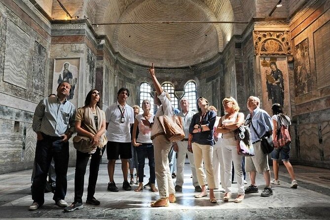 8-Day Private Guided Turkey Tour with Accommodation - Day 1: An easy Istanbul arrival
