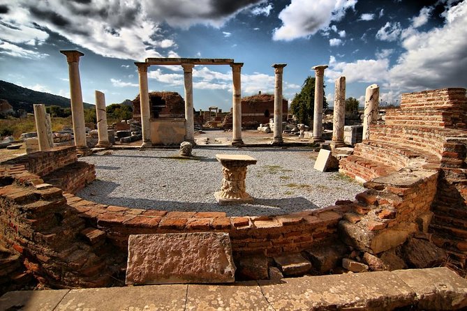 8 Day Turkey Tour; Istanbul, Gallipoli, Troy, Pergamon, Ephesus, Pamukkale - Troy links legend with an active archaeological site