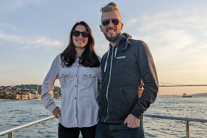 Afternoon Bosphorus Cruise Luxury Yacht with Professional Guide - Anadolu Hisarı and the Asian shore