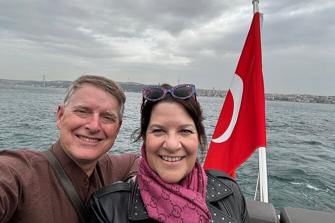 Afternoon Bosphorus Cruise Luxury Yacht with Professional Guide - Küçüksu Pavilion and Beylerbeyi Palace