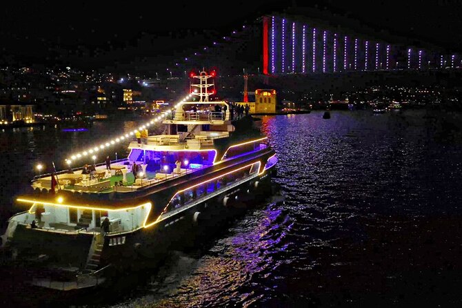All Inclusive Luxury Bosphorus Dinner Cruise & Turkish Night Show - Large-boat energy and the 600-person limit