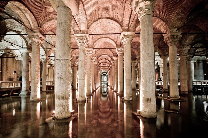 Basilica Cistern Skip-the-Line Ticket with Guided Tour - Your free time inside the cistern