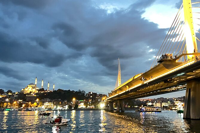 Best of Istanbul City Full-Day Tour with Transfers - Two hours inside the Grand Bazaar