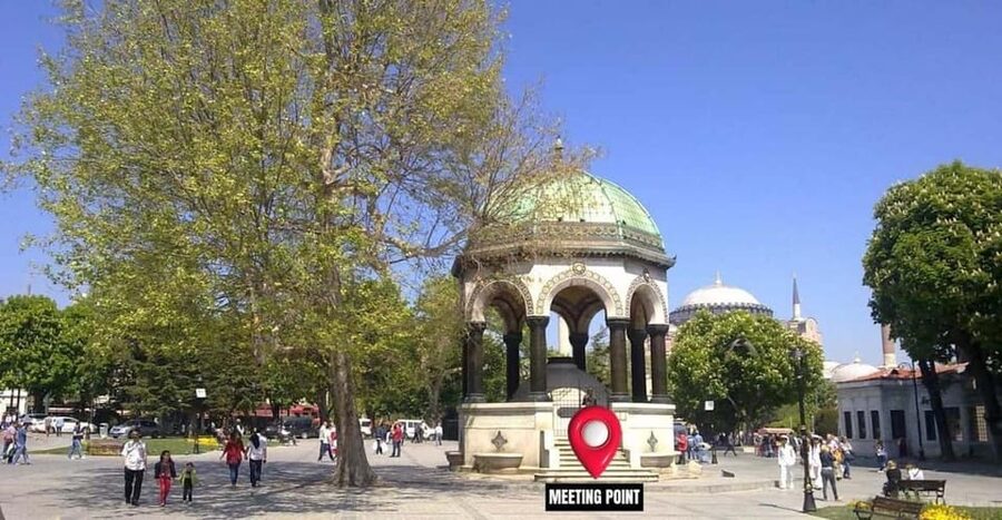 Best of Istanbul: Private Guided Istanbul Tour - The Blue Mosque and its prayer schedule