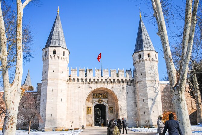 Best of Istanbul Tour - Blue Mosque and Sultanahmet Square complete the classic view