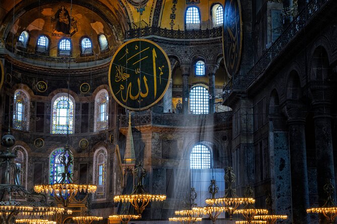Best of Istanbul Tour - The antique bazaar adds a final shopping stop