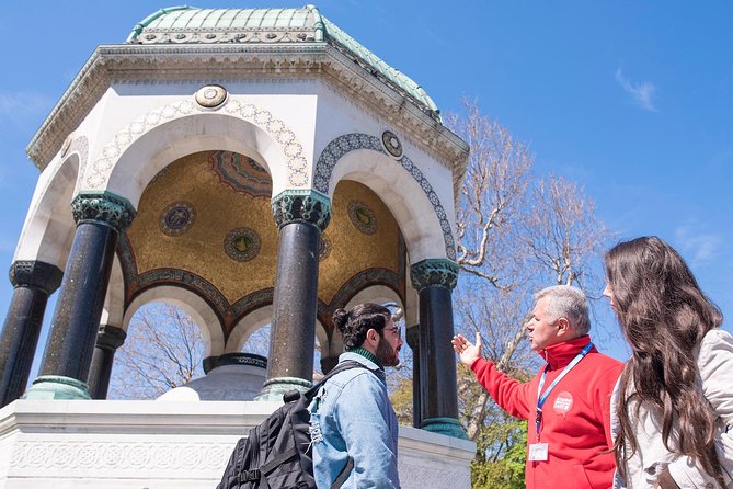 Blue Mosque and Sultanahmet Tour - What the guide adds to the visit