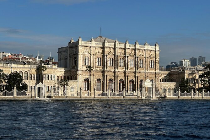 Bosphorus Boat Tour 3 Hour with Asian Side Stop in Istanbul - One hour in Beylerbeyi