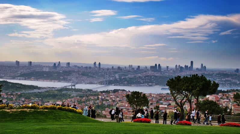 Bosphorus Cruise and Two Continents Tour with Local Guide - Why this tour works for seeing two sides of Istanbul