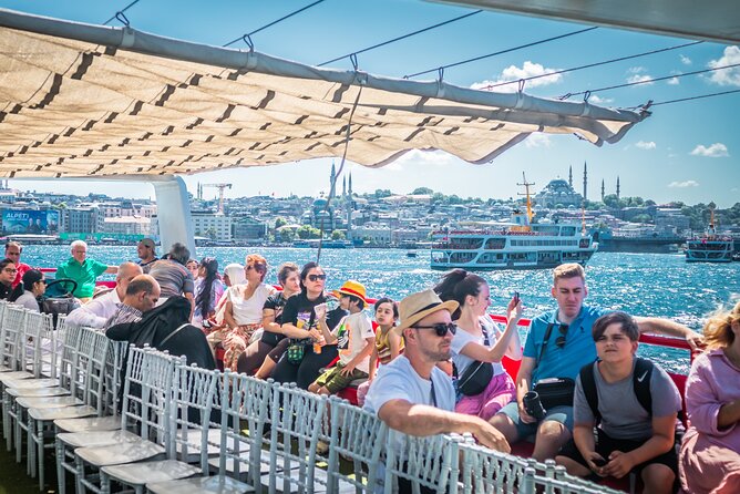 Bosphorus Cruise Boat Tour İstanbul And Golden Horn With Guide - How to get the best experience