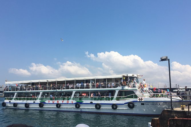 Bosphorus Cruise With Dolmabahçe Palace and Fortresses - The Spice Market and Eminönü finish