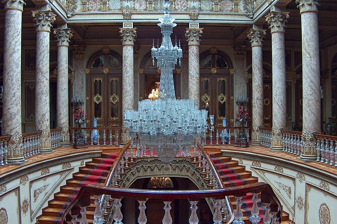 Bosphorus Cruise with Dolmabahce Palace and Istiklal Street Tour - The Spice Market and Eminonu Square