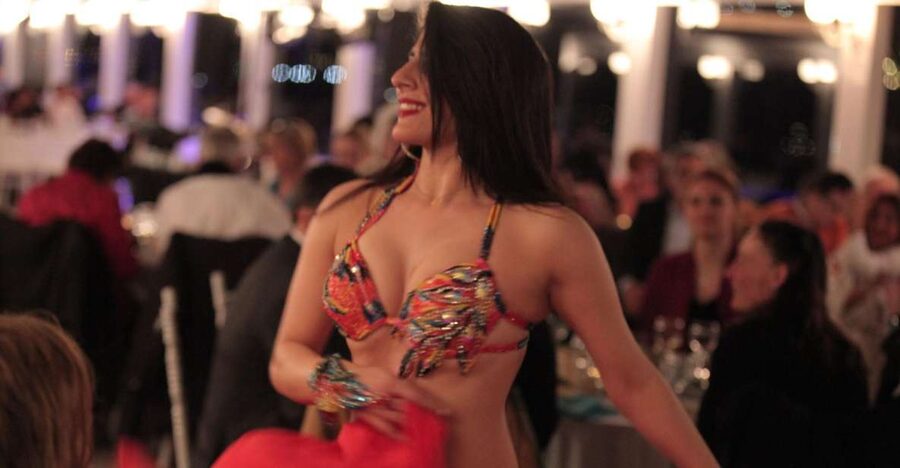 Bosphorus: Dinner Cruise with Live Performances Experience - From tambourines to belly dancing