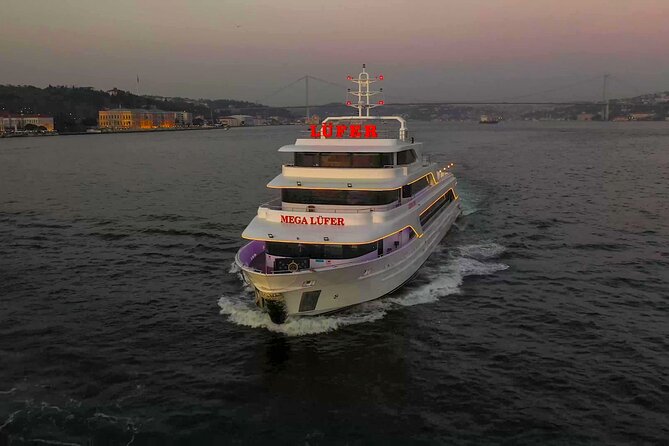 Bosphorus Dinner Cruise with Show and Private Table - What arrives at your table