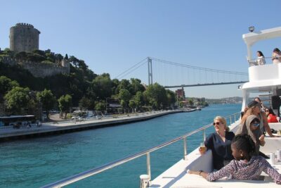 Bosphorus Luxury Lunch Cruise & Black Sea Swimming Experience