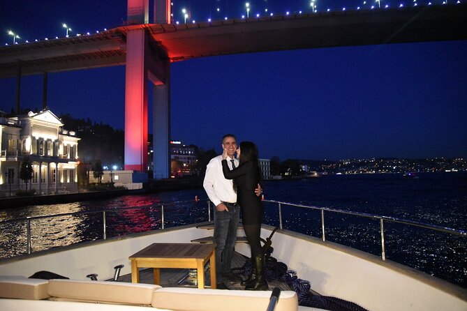 Bosphorus Night Cruise with Luxury Yacht - Dolmabahçe Palace and the Ottoman waterfront