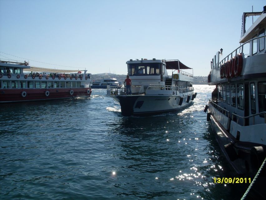 Bosphorus Only Boat Tour - Rumeli Fortress and the city’s older defenses
