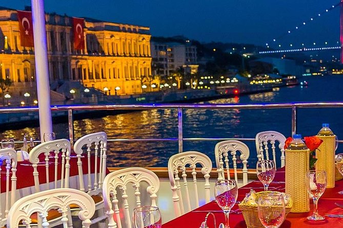 Bosphorus Sightseeing Cruise with Turkish Live Show and Dinner - Üsküdar and the Asian shore
