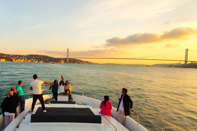 Bosphorus Sunset: An Enchanting Yacht Cruise in Istanbul - Sunset near the Maiden’s Tower