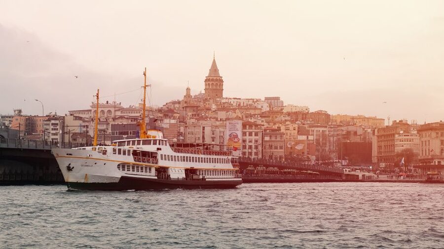 Bosphorus Tour With Lunch - The Kabatas departure and the 10:30 boat