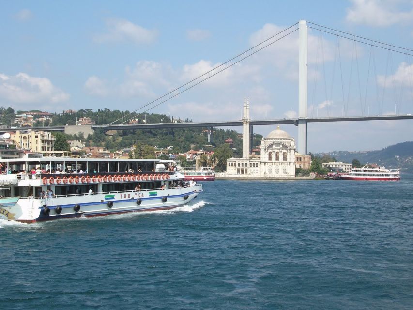 Bosphorus Tour With Lunch - The Spice Bazaar is a quick but useful opening stop