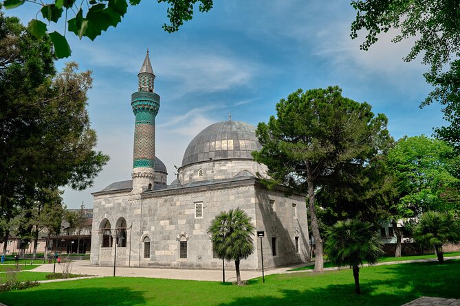 Bursa And Uludağ Tour From İstanbul Included Lunch & Cable Car - Guides, group management, and what to expect