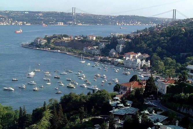 Bus and Boat Two Continents Tour in Istanbul - Rumeli Fortress and the Bosphorus Bridge Crossing