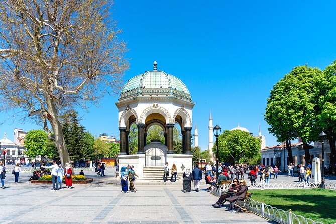 Byzantian and Ottoman City Tour Museum fees Lunch Inc - Blue Mosque and Hagia Sophia Side by Side