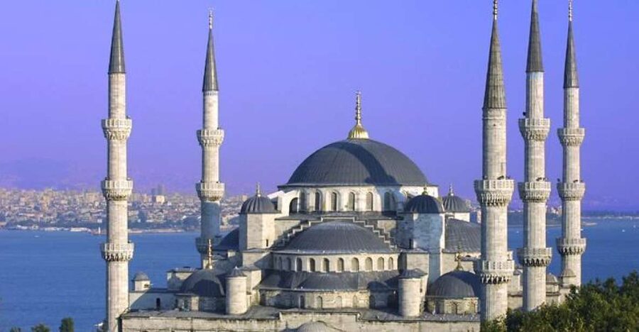 Byzantine & Ottoman Relics of Istanbul Full Day Tour - Facing the Blue Mosque