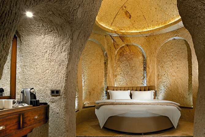 Cappadocia 1 Night 2 Days Tour from Istanbul by Plane and Balloon Ride - Göreme Open Air Museum and Uchisar Castle