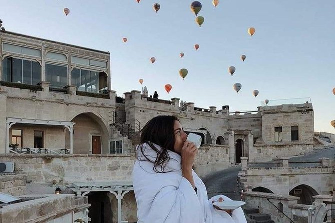 Cappadocia Tour from Istanbul 2 Days 1 Night by Plane With Cave Hotel - Day one: from Uchisar Castle to the Monks Valley chimneys