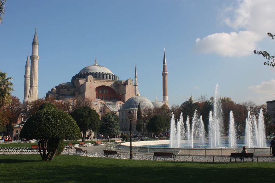 Car and Driver Private Tour in Istanbul - Starting at your central hotel