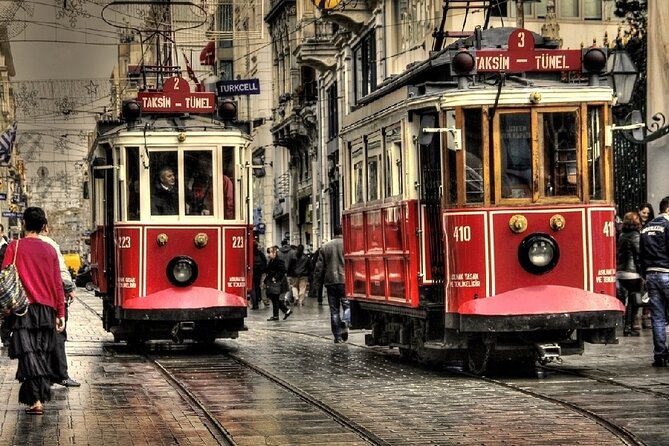 Circle Istanbul (Extraordinary Istanbul) - Balat and the streets around the Patriarchate