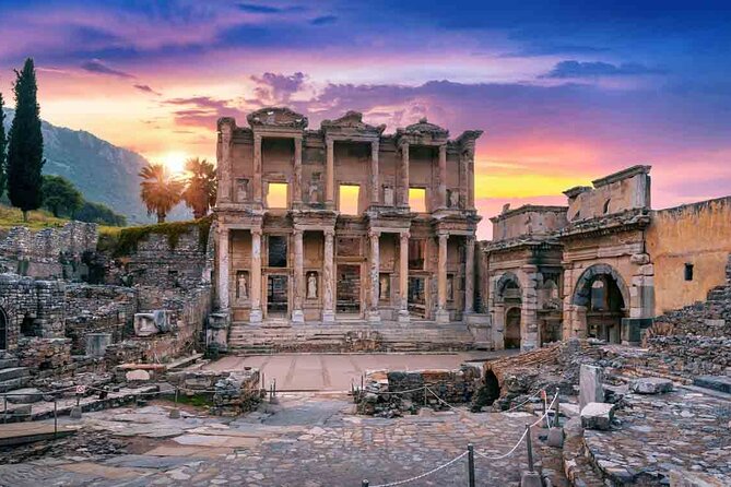 Colors of Turkey - 8 Days - Cappadocia’s fairy chimneys and pottery traditions