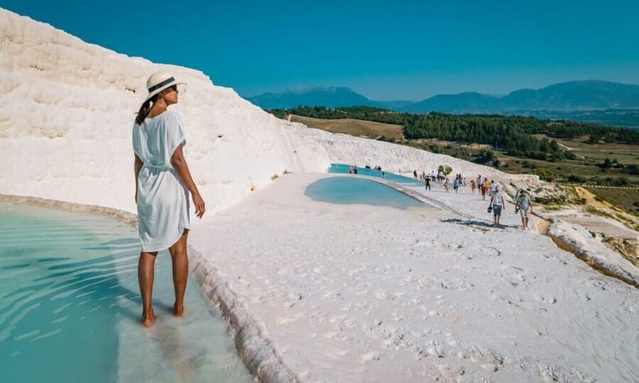 Daily Pamukkale tour from Istanbul (by plane) - Why Pamukkale works as a day trip from Istanbul