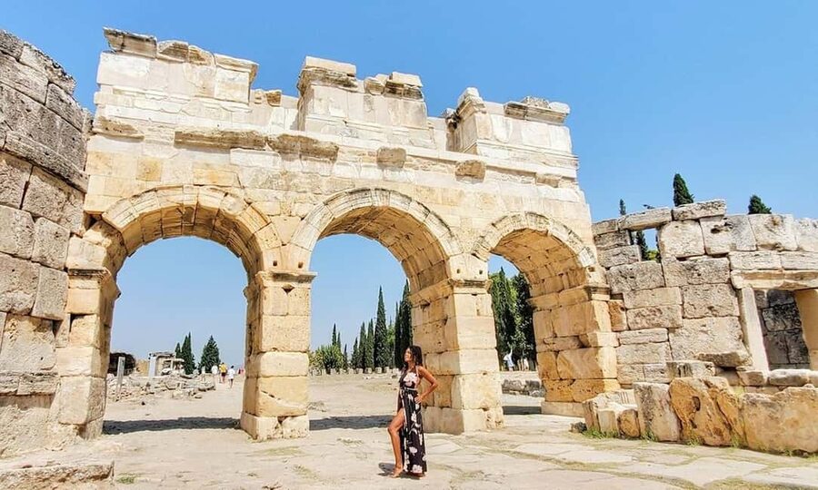 Daily Pamukkale tour from Istanbul (by plane) - Who should book this Pamukkale day trip?
