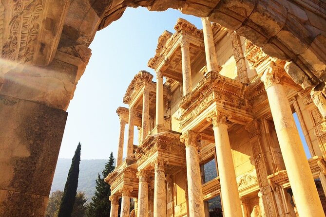 Day Trip to Ephesus from/to Istanbul with FLIGHT and LUNCH - The Temple of Artemis and the limits of the ruins