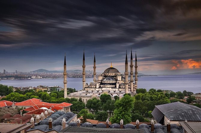 Discover Istanbul in Two Days - Lunch and the Serefiye Cistern