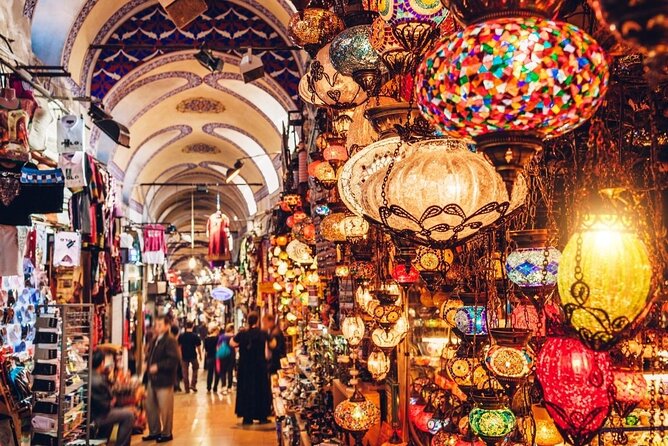Discovering the Old City/ Full Day Tour/ Lunch&Tickets included - Lunch and the value of a planned midday break