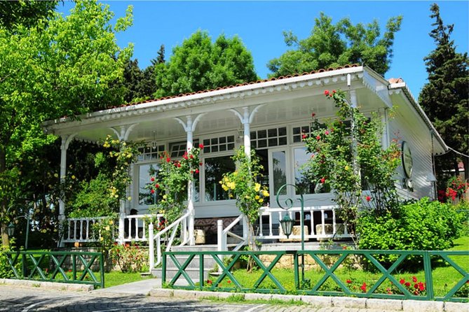 Dolmabace Palace, Bosphorus Boat Tour , Eyüp Sultan Mosque Tour - Pierre Loti Hill above the Golden Horn