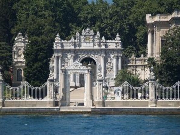Dolmabahçe Palace and Sunset Tour on Luxury Yacht - Key points to know before booking